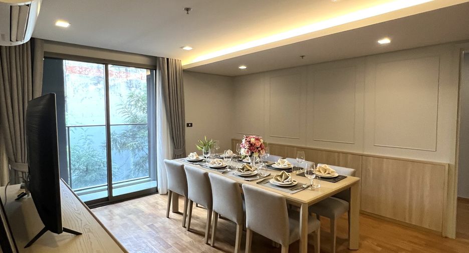 À louer 4 chambres appartement à Watthana, Bangkok