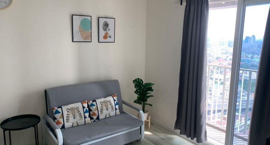 Condo en alquiler de 1 habitaciones en Bang Kho Laem, Bangkok