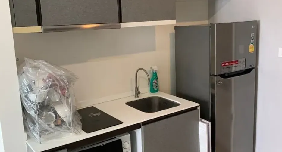 Condo en alquiler de 1 habitaciones en Bang Kho Laem, Bangkok