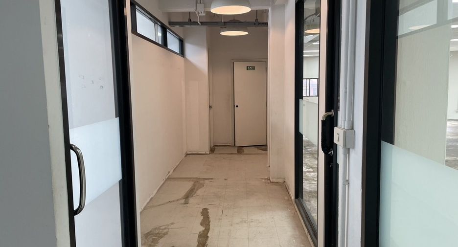 For rent office in Sathon, Bangkok