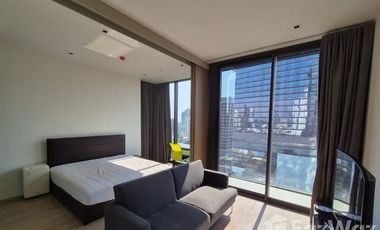Condo en alquiler de 1 habitaciones en Bang Rak, Bangkok