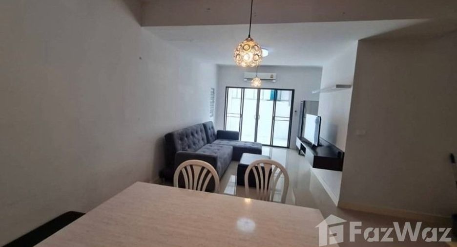 Reihenhaus zur Miete mit 3 Zimmer in Suan Luang, Bangkok