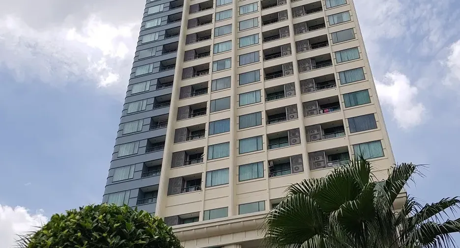 For rent studio condo in Watthana, Bangkok