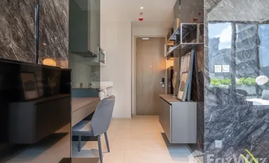 For rent studio condo in Bang Rak, Bangkok
