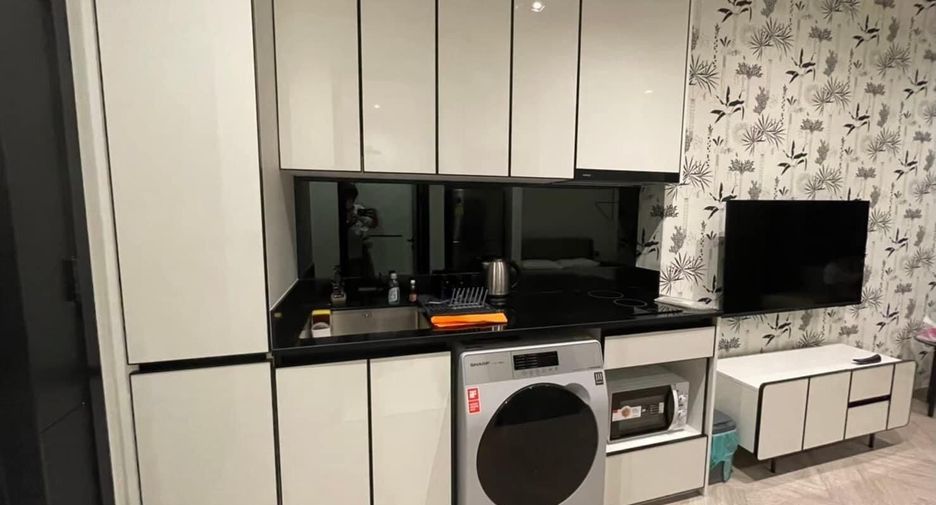 For rent studio condo in Khlong San, Bangkok