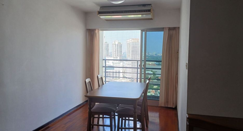 Wohnung zur Miete mit 2 Zimmer in Yan Nawa, Bangkok