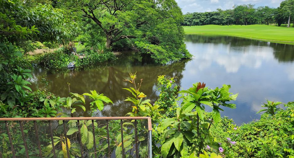 For rent 2 bedrooms house in Khan Na Yao, Bangkok