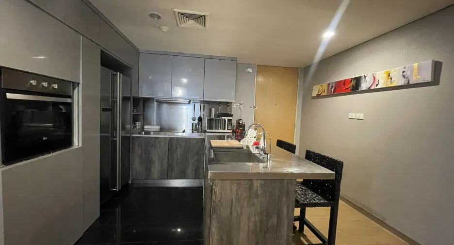 Wohnung zur Miete mit 3 Zimmer in Watthana, Bangkok