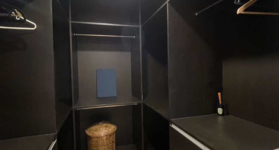Wohnung zur Miete mit 3 Zimmer in Watthana, Bangkok