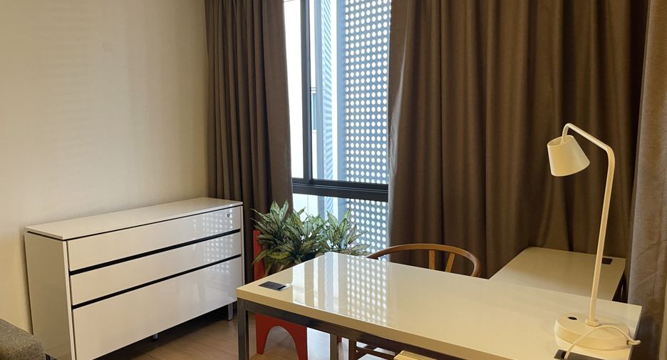 Wohnung zur Miete mit 3 Zimmer in Watthana, Bangkok