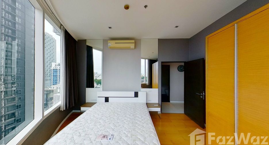 For rent 2 bedrooms condo in Watthana, Bangkok