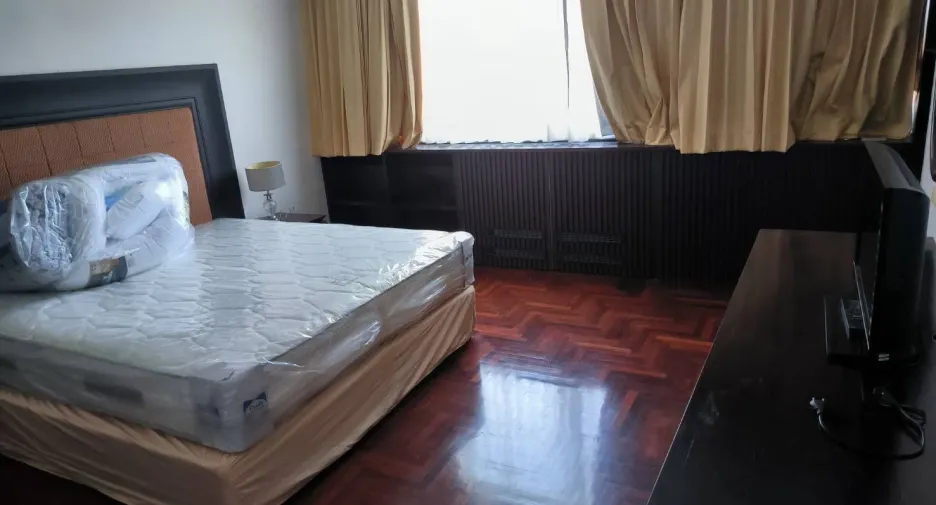 For rent 2 ベッドルーム condo in Khlong Toei, Bangkok