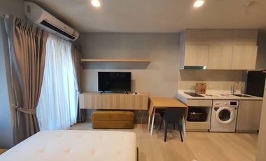 For rent studio condo in Pathum Wan, Bangkok