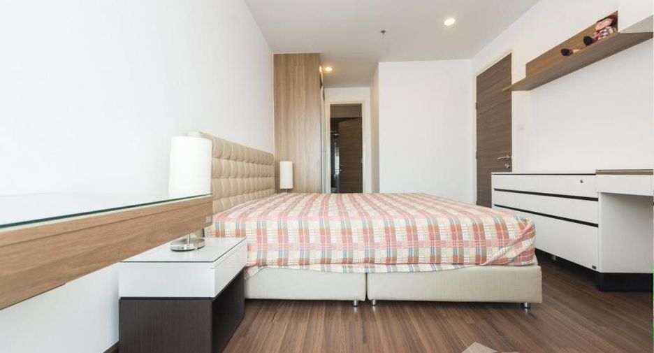 Wohnung zur Miete mit 2 Zimmer in Yan Nawa, Bangkok