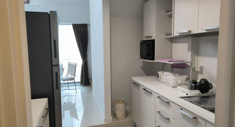 For rent 3 bedrooms house in Bang Kapi, Bangkok