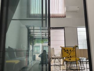 Haus zur Miete mit 3 Zimmer in Bang Kapi, Bangkok