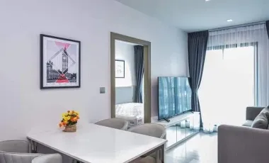 For rent 2 bedrooms condo in Huai Khwang, Bangkok