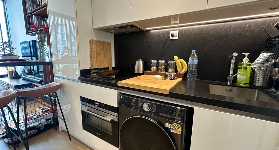 For rent 1 Beds condo in Khlong Toei, Bangkok