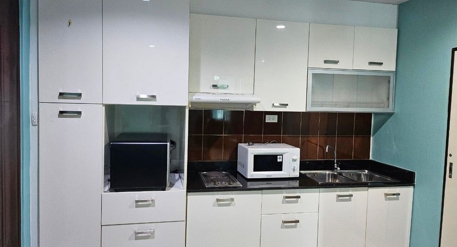 ให้เช่า 2 ห้องนอน คอนโด ใน วัฒนา, กรุงเทพฯ