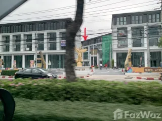For rent retail Space in Prawet, Bangkok