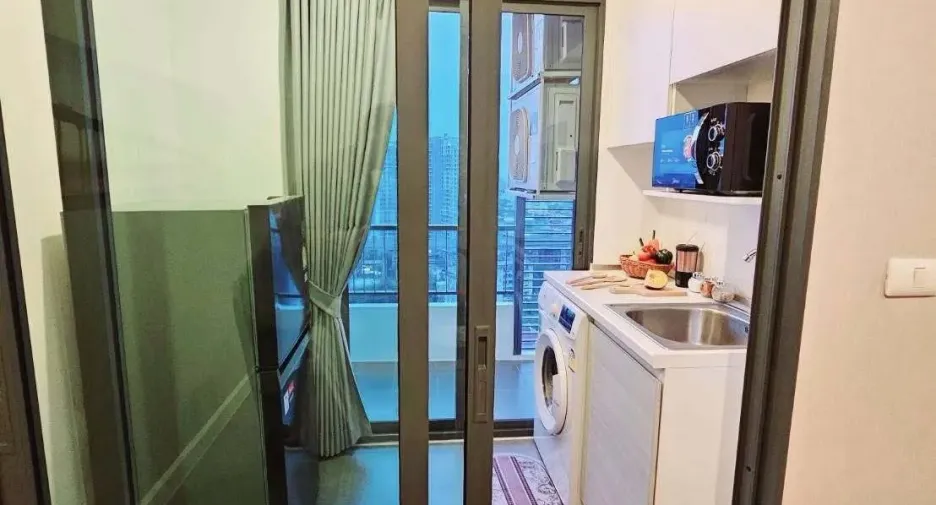 Wohnung zur Miete mit 2 Zimmer in Bang Sue, Bangkok