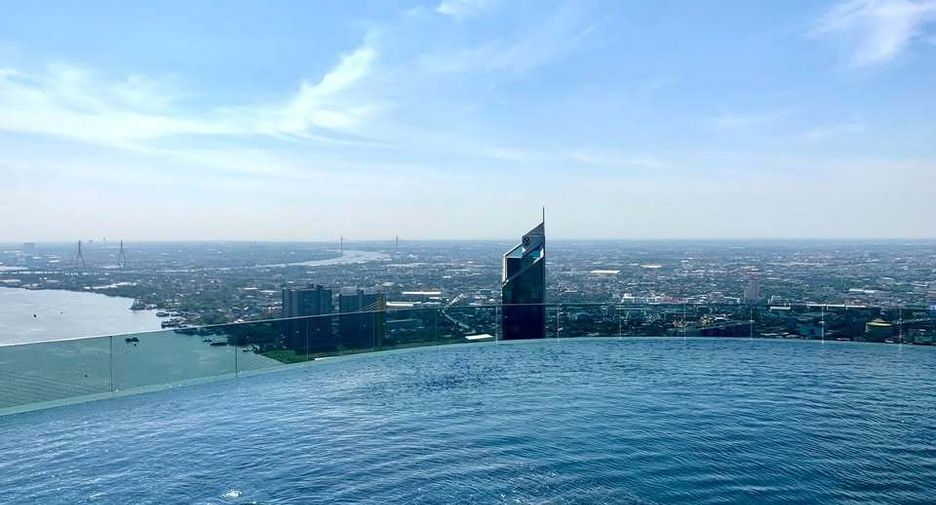 For rent 4 bedrooms condo in Bang Kho Laem, Bangkok