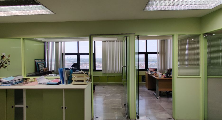 For rent office in Khlong Toei, Bangkok