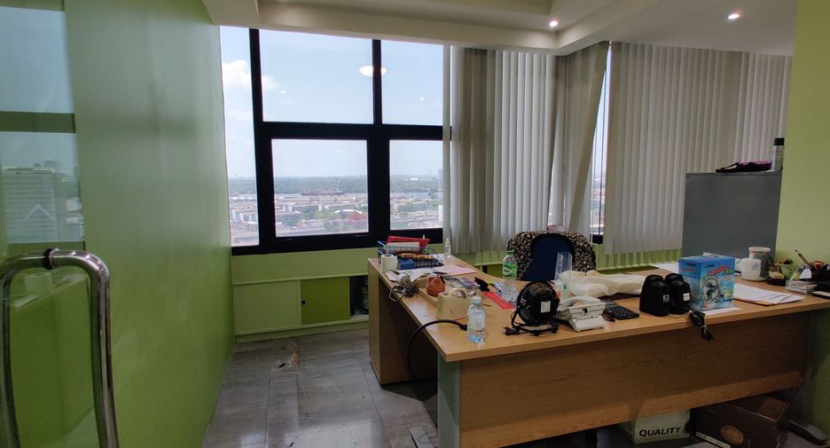 For rent office in Khlong Toei, Bangkok