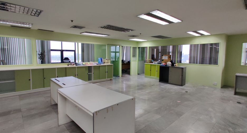 For rent office in Khlong Toei, Bangkok
