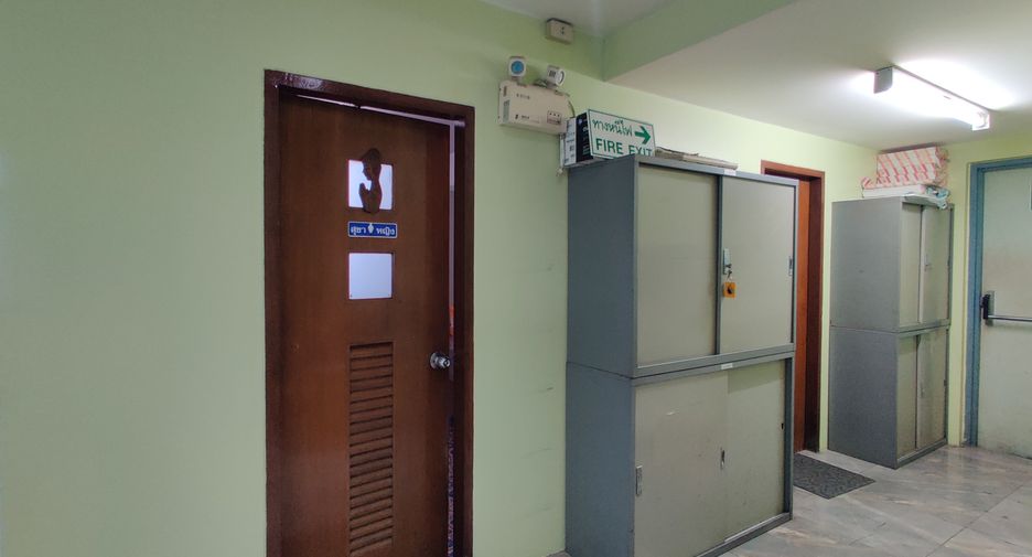 For rent office in Khlong Toei, Bangkok