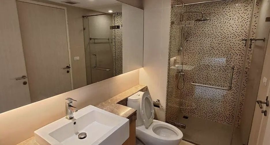 Wohnung zur Miete mit 3 Zimmer in Watthana, Bangkok
