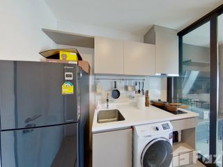 Wohnung zur Miete mit Studio in Phra Khanong, Bangkok