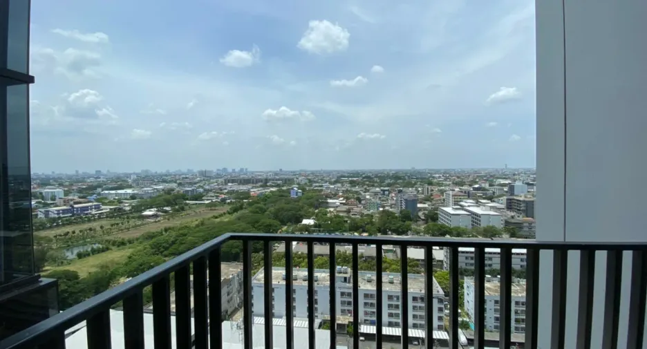 À louer 1 chambre condo à Phra Khanong, Bangkok