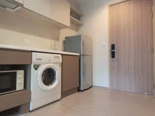 For rent 1 bed condo in Thon Buri, Bangkok