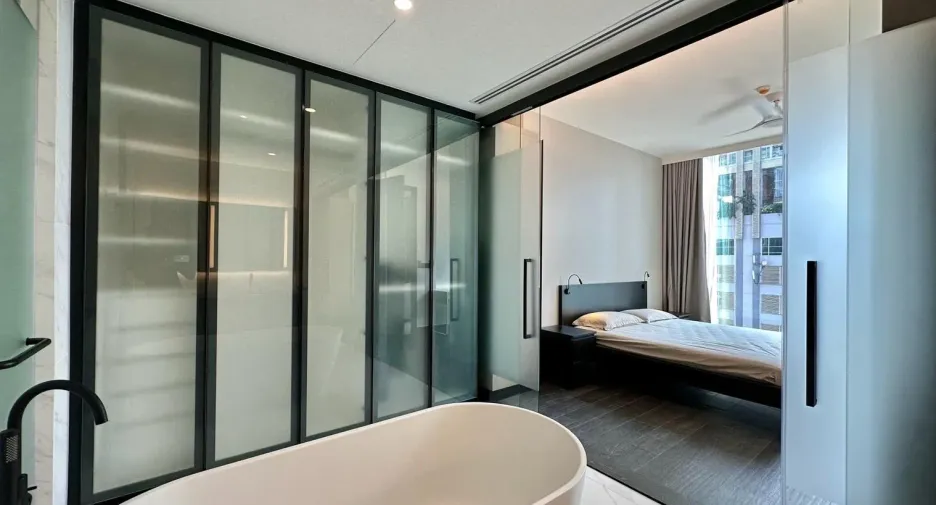 For rent 1 bed condo in Sathon, Bangkok