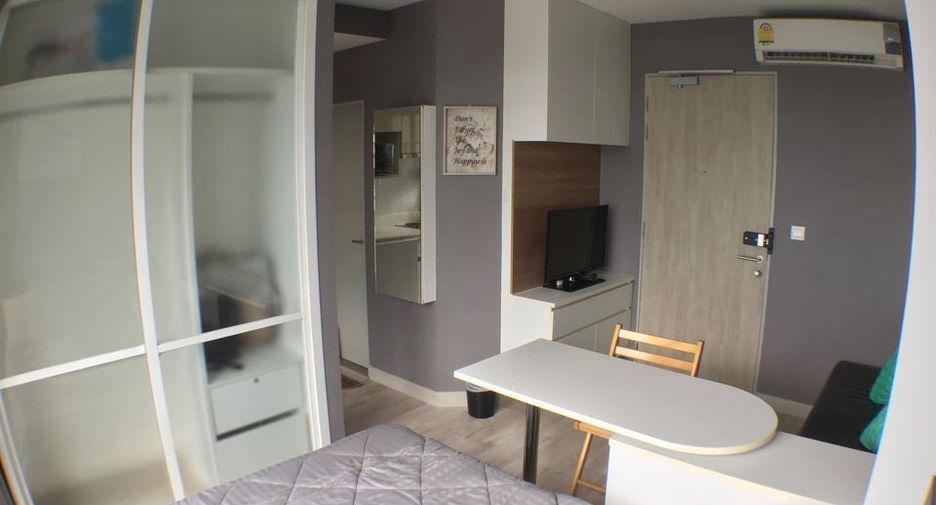 For rent studio condo in Huai Khwang, Bangkok