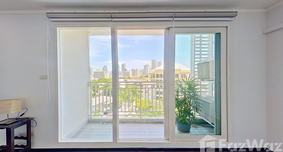 For rent 3 ベッドルーム condo in Yan Nawa, Bangkok