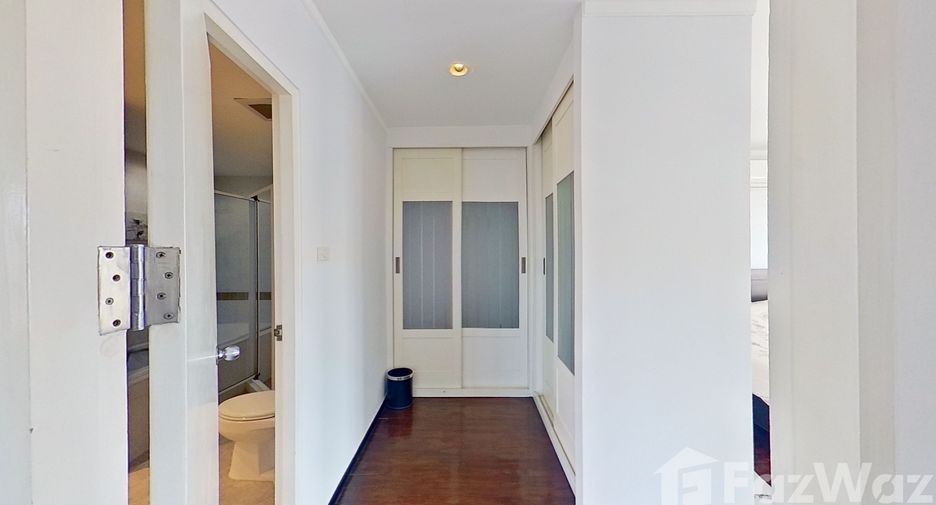 For rent 3 ベッドルーム condo in Yan Nawa, Bangkok