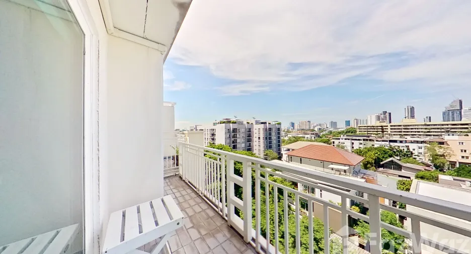 For rent 3 ベッドルーム condo in Yan Nawa, Bangkok