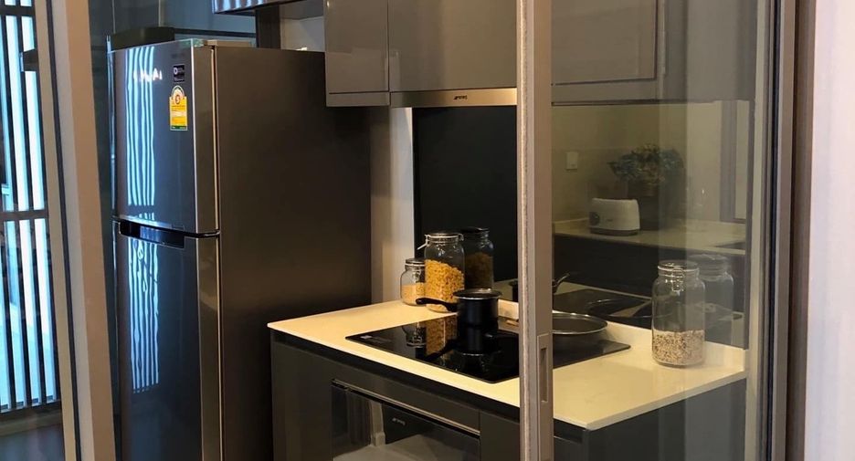 Condo en alquiler de 2 habitaciones en Khlong Toei, Bangkok