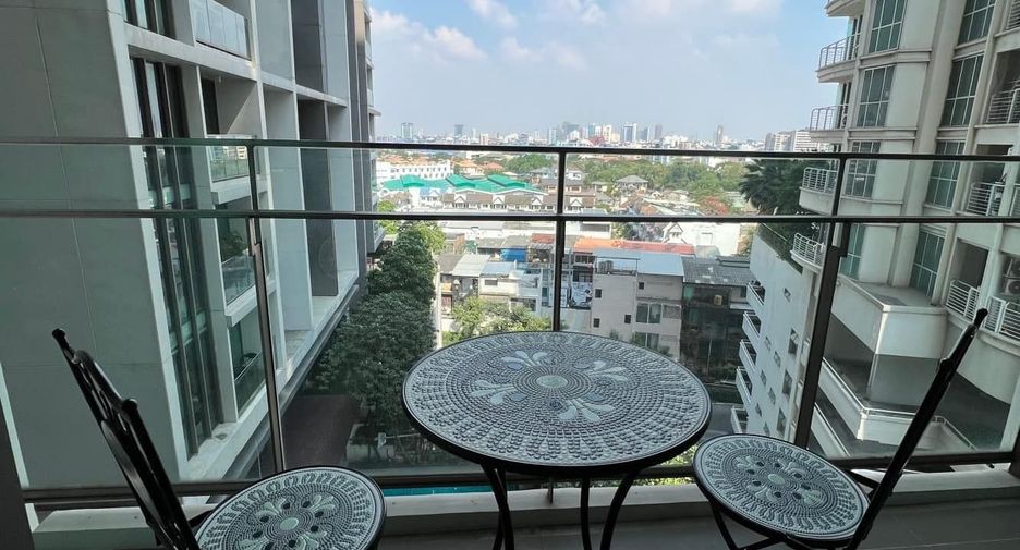 Condo en alquiler de 2 habitaciones en Khlong Toei, Bangkok