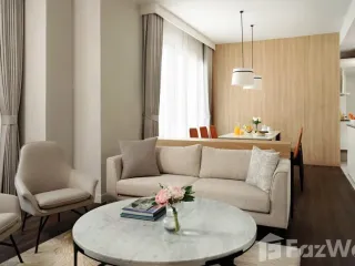 Аренда 2 спальни апартаменты в Пхра Кханонг, Бангкок