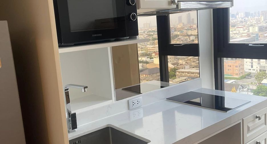 Condo en alquiler de 1 habitaciones en Bang Kho Laem, Bangkok