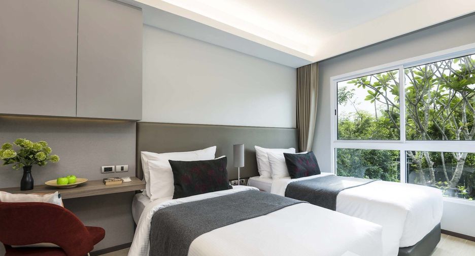 For rent 2 bedrooms condo in Huai Khwang, Bangkok
