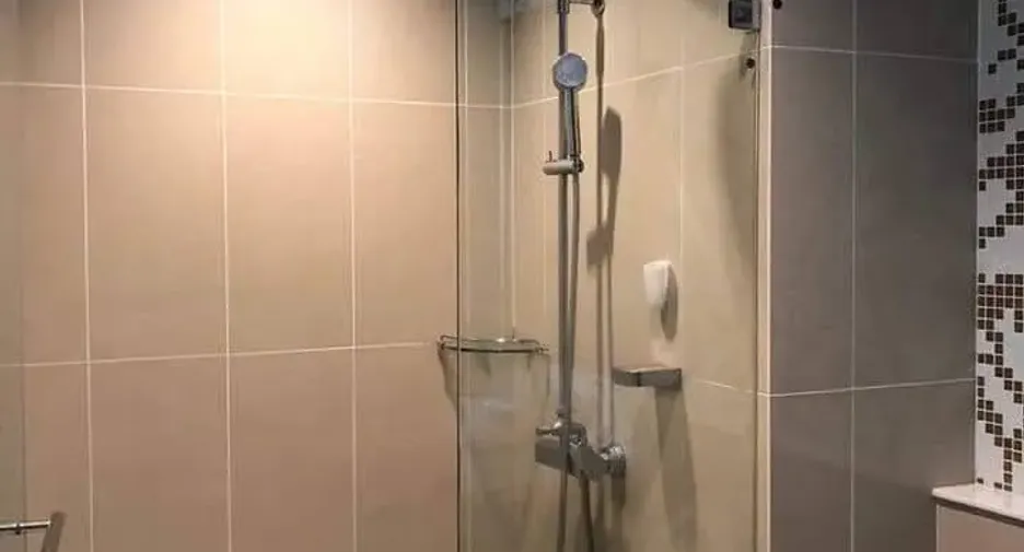 For rent 2 bedrooms condo in Huai Khwang, Bangkok