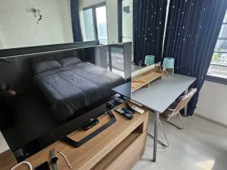 À louer studio condo à Huai Khwang, Bangkok