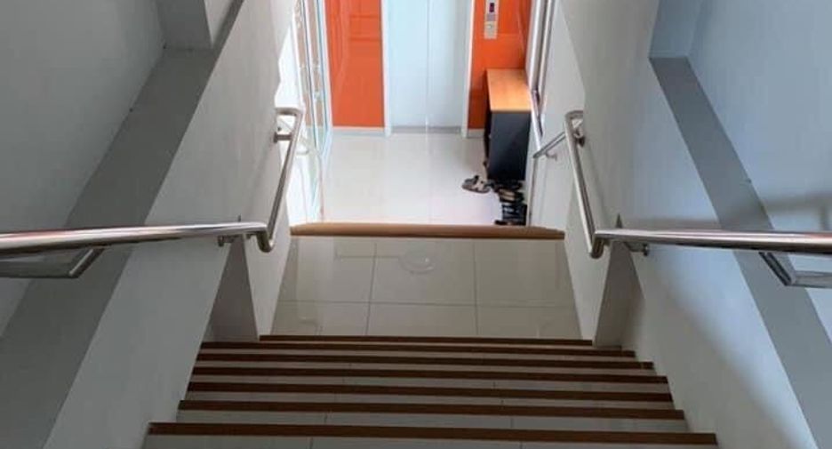Oficina en alquiler en Bang Na, Bangkok