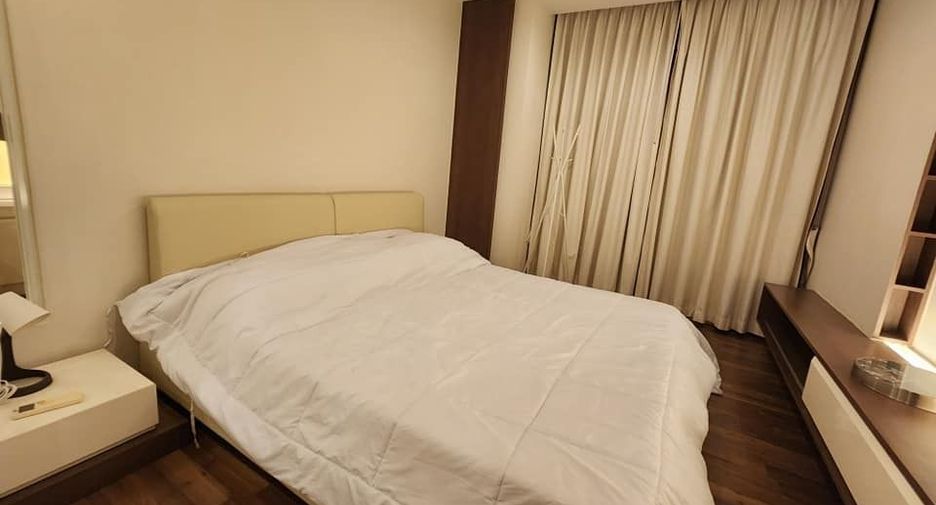 For rent 1 bed condo in Phra Khanong, Bangkok