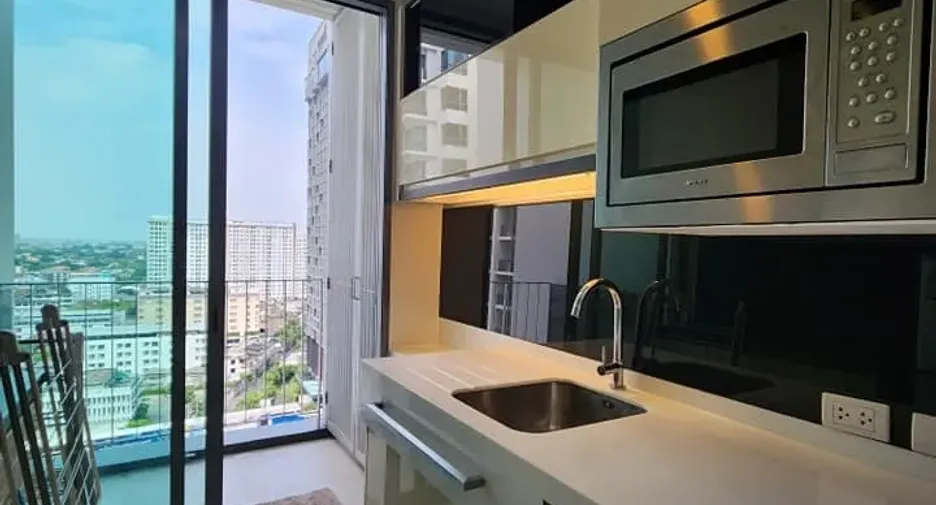 For rent 1 bed condo in Phra Khanong, Bangkok