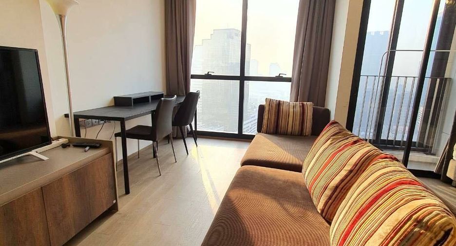 Condo en alquiler de 1 habitaciones en Bang Rak, Bangkok